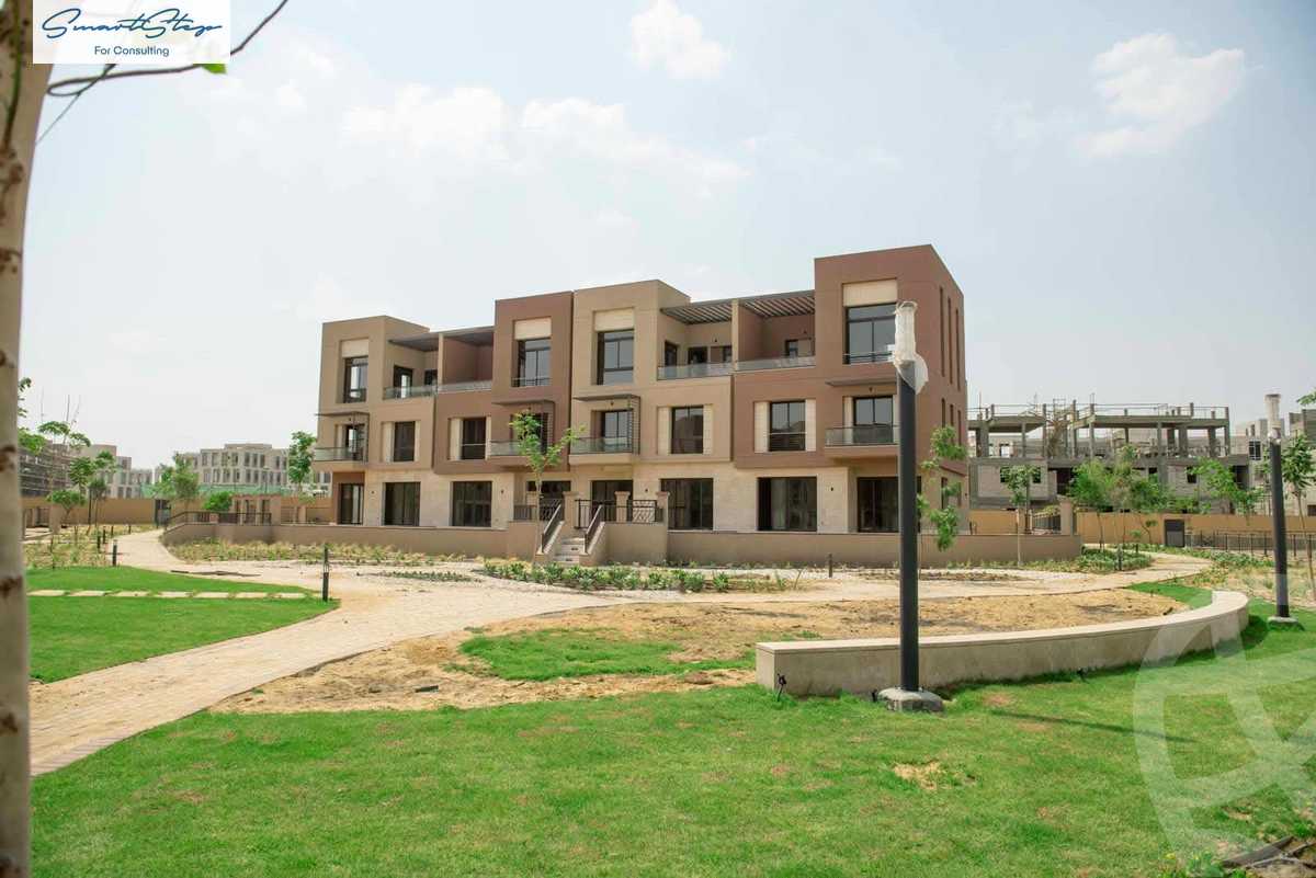 https://aqarmap.com.eg/en/listing/6062074-for-sale-cairo-new-cairo-compounds-district-5-town-homes-district-5