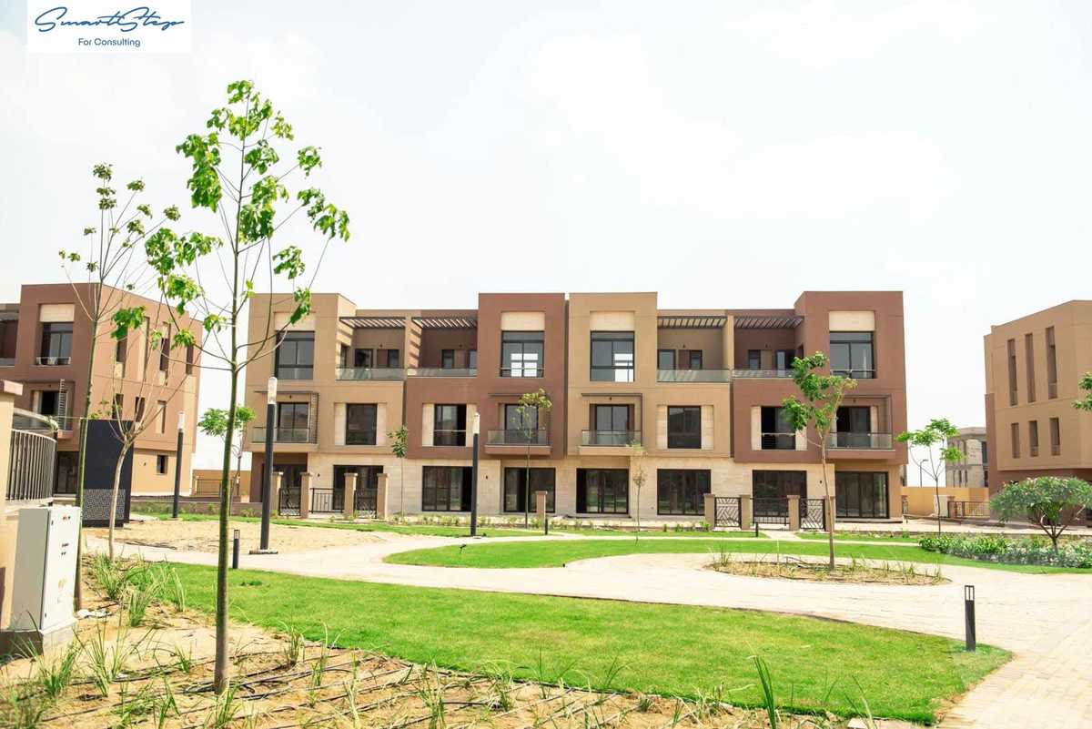 https://aqarmap.com.eg/en/listing/6062074-for-sale-cairo-new-cairo-compounds-district-5-town-homes-district-5