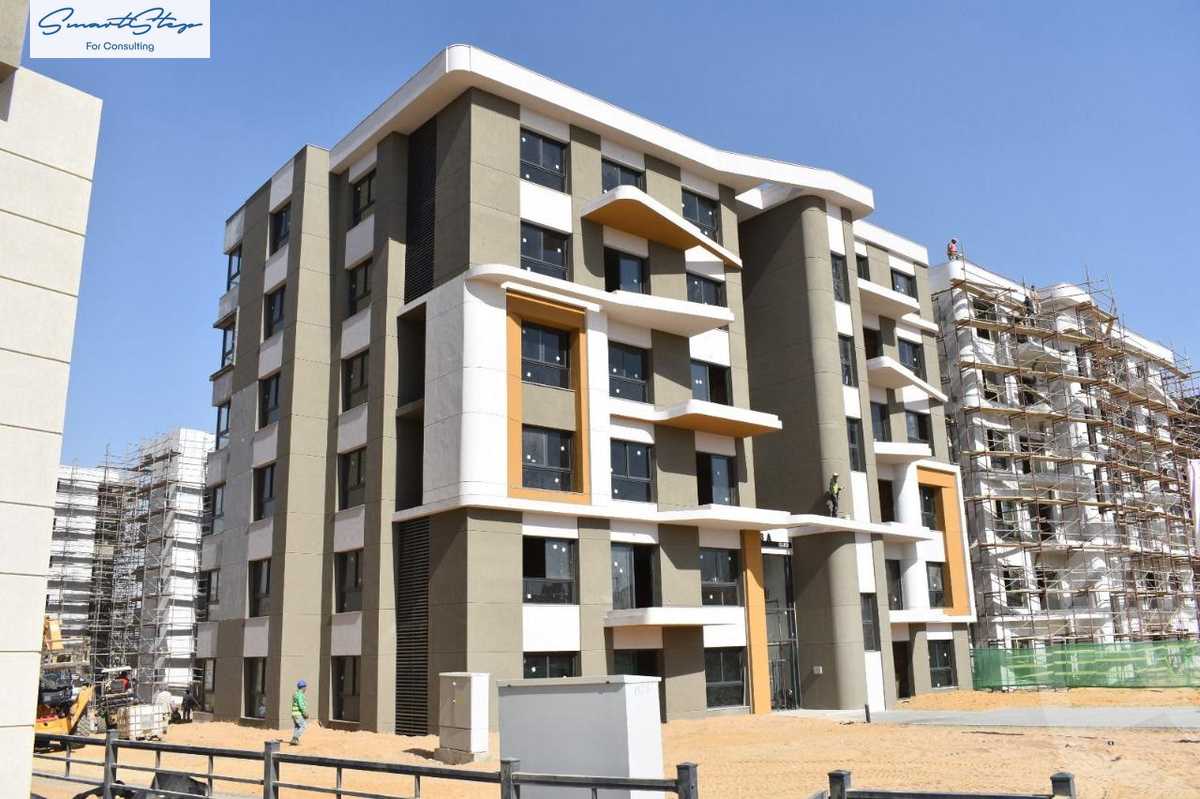 https://aqarmap.com.eg/en/listing/6172586-for-sale-cairo-new-cairo-compounds-blm-hylz-nyw-kyrw