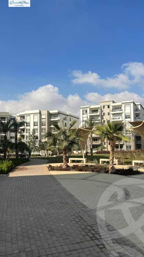 https://aqarmap.com.eg/en/listing/6282554-for-sale-cairo-new-cairo-compounds-hyde-park-park-corner-hyde-park