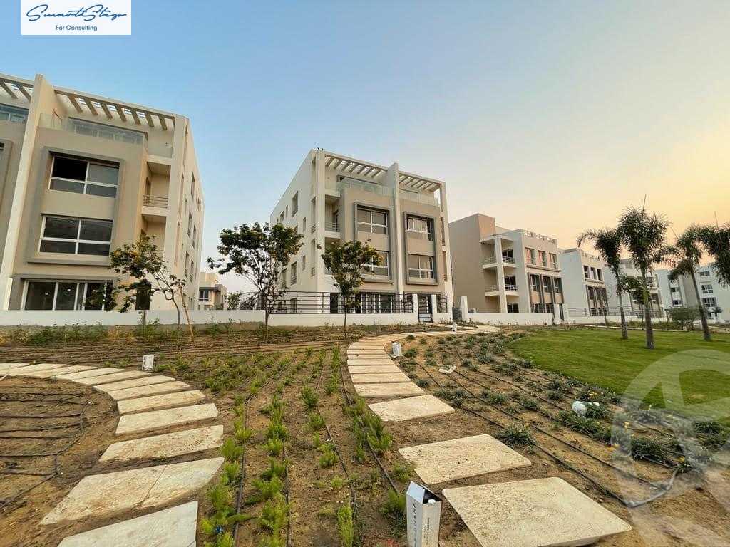 https://aqarmap.com.eg/en/listing/6282554-for-sale-cairo-new-cairo-compounds-hyde-park-park-corner-hyde-park