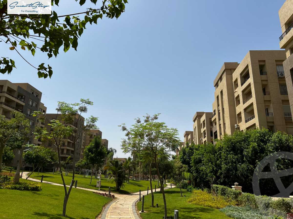 https://aqarmap.com.eg/en/listing/6540126-for-sale-cairo-new-cairo-compounds-hyde-park-centre-ville-hyde-park