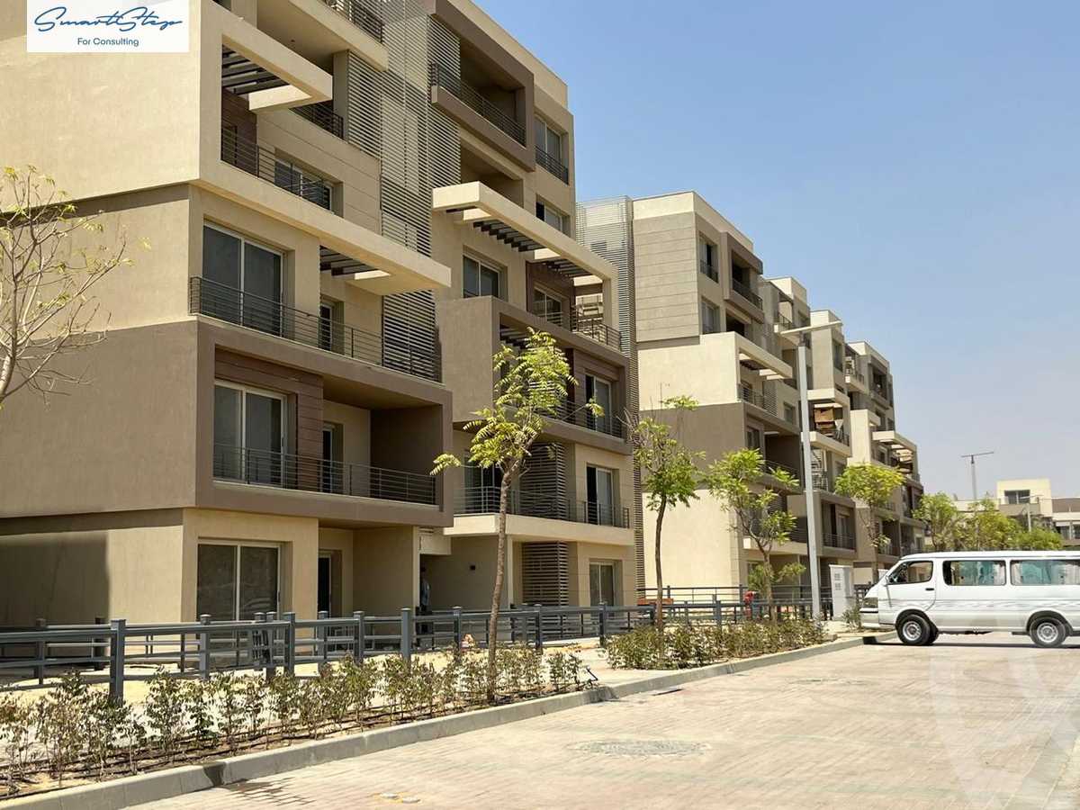 https://aqarmap.com.eg/en/listing/6553259-for-sale-cairo-new-cairo-compounds-blm-hylz-nyw-kyrw