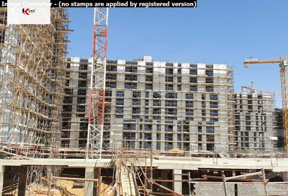 https://aqarmap.com.eg/ar/listing/3887558-for-sale-cairo-new-cairo-ltjm-lkhms-90th-street-90th:-after-auc