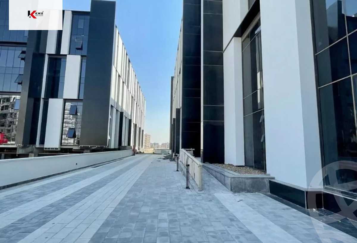 https://aqarmap.com.eg/ar/listing/3887558-for-sale-cairo-new-cairo-ltjm-lkhms-90th-street-90th:-after-auc