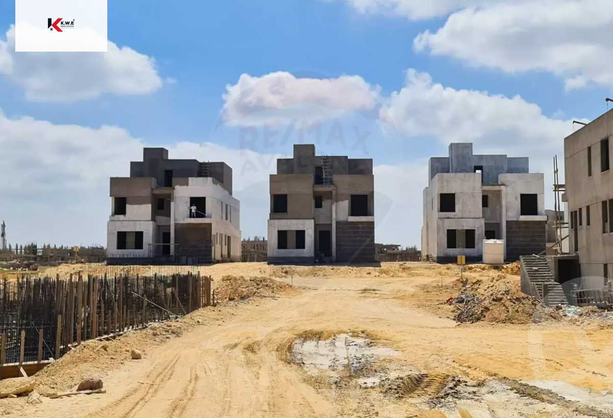 https://aqarmap.com.eg/ar/listing/3935512-for-sale-alexandria-compounds-blm-hylz-lskndry