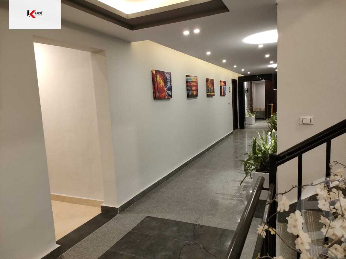 https://aqarmap.com.eg/ar/listing/3995789-for-sale-cairo-6th-of-october-compound-sun-capital