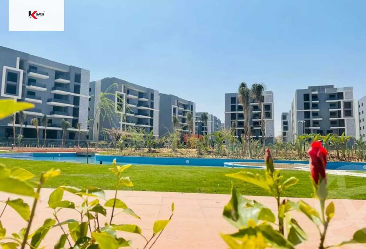 https://aqarmap.com.eg/ar/listing/3995789-for-sale-cairo-6th-of-october-compound-sun-capital