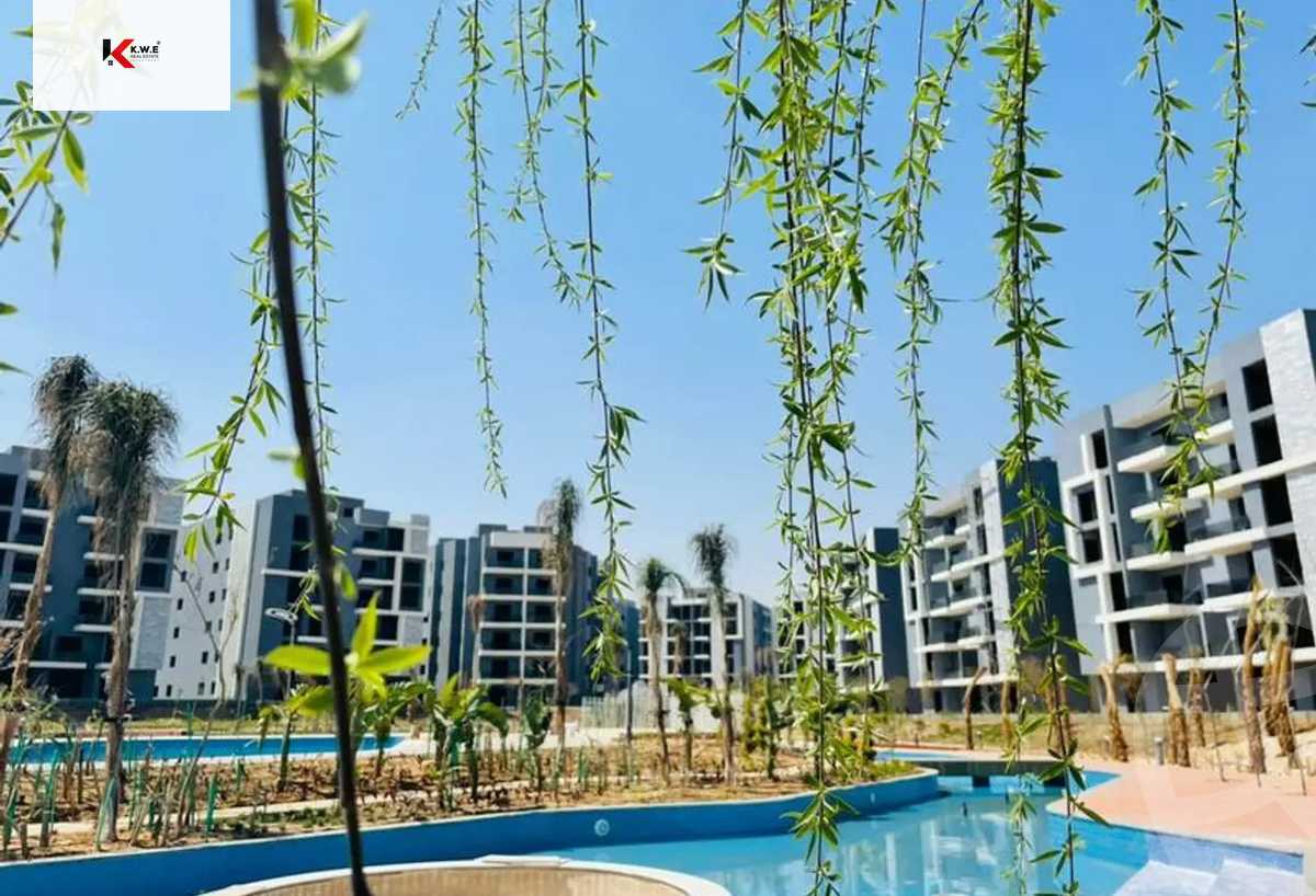 https://aqarmap.com.eg/ar/listing/3995789-for-sale-cairo-6th-of-october-compound-sun-capital