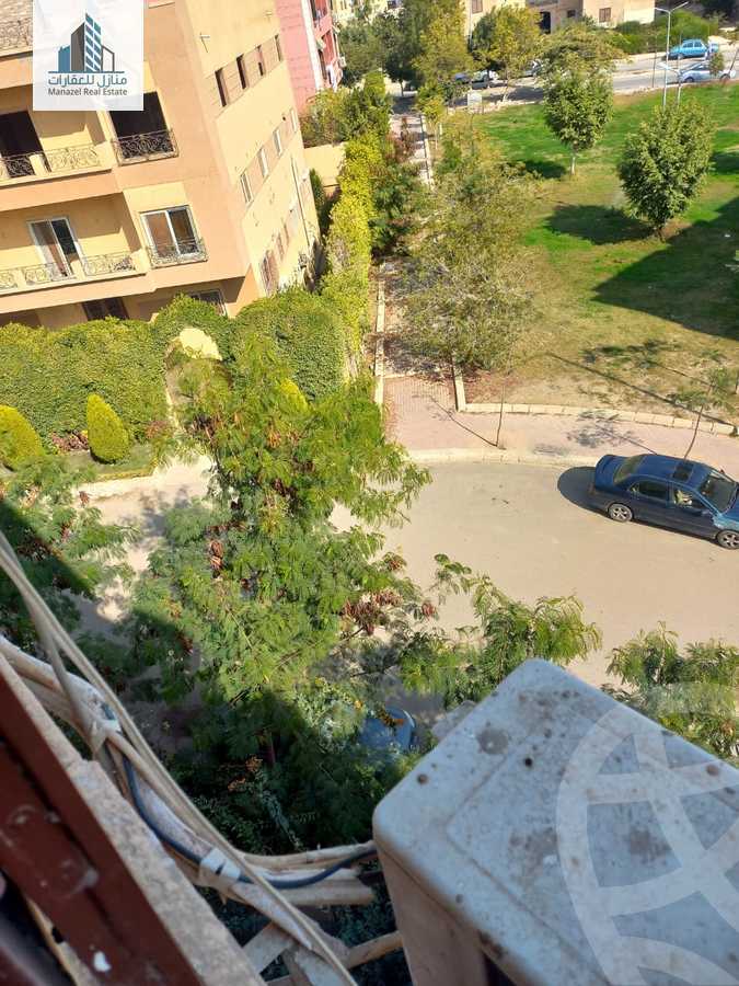 https://aqarmap.com.eg/ar/listing/3849261-for-sale-cairo-el-sheikh-zayed-city-el-hay-el-hady-ashaer-area-1-abdel-latif-salam-st