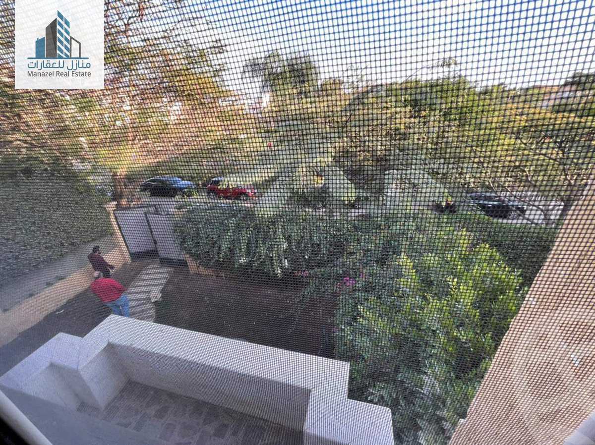 https://aqarmap.com.eg/ar/listing/3864213-for-sale-cairo-el-sheikh-zayed-city-compounds-in-sheikh-zayed-moon-land