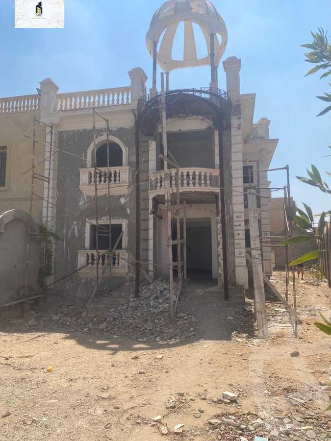 https://aqarmap.com.eg/ar/listing/4192944-for-sale-cairo-el-shorouk-lhy-lwl-shrq-neighborhood-1