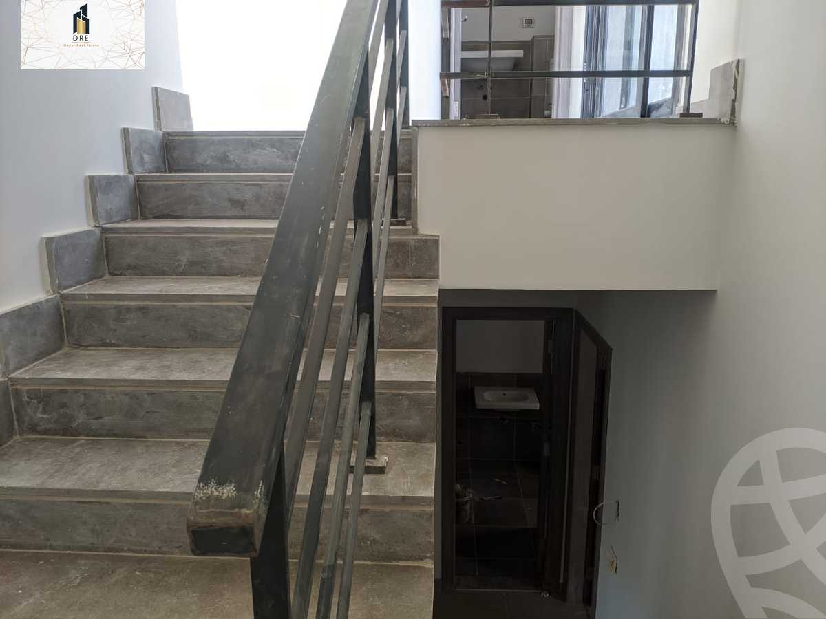 https://aqarmap.com.eg/ar/listing/4236334-for-sale-mdyn-lshrwq-compounds-alborouj