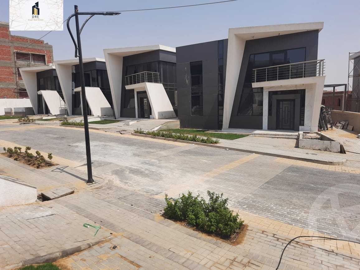 https://aqarmap.com.eg/ar/listing/4939527-for-sale-cairo-el-shorouk-compounds-life-view