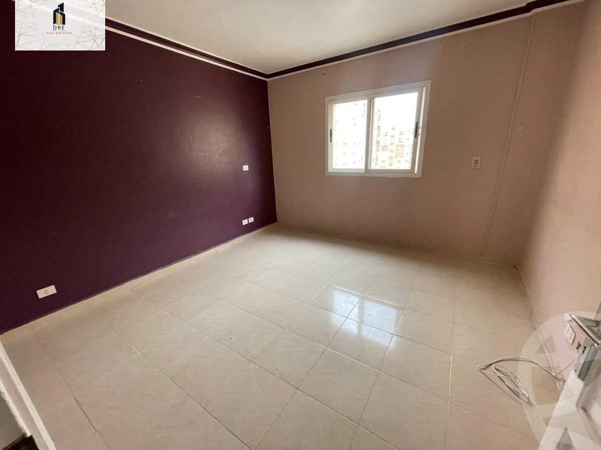 https://aqarmap.com.eg/en/listing/5728084-for-sale-cairo-new-cairo-madinaty-sixth-zone-buildings-ragab-sons