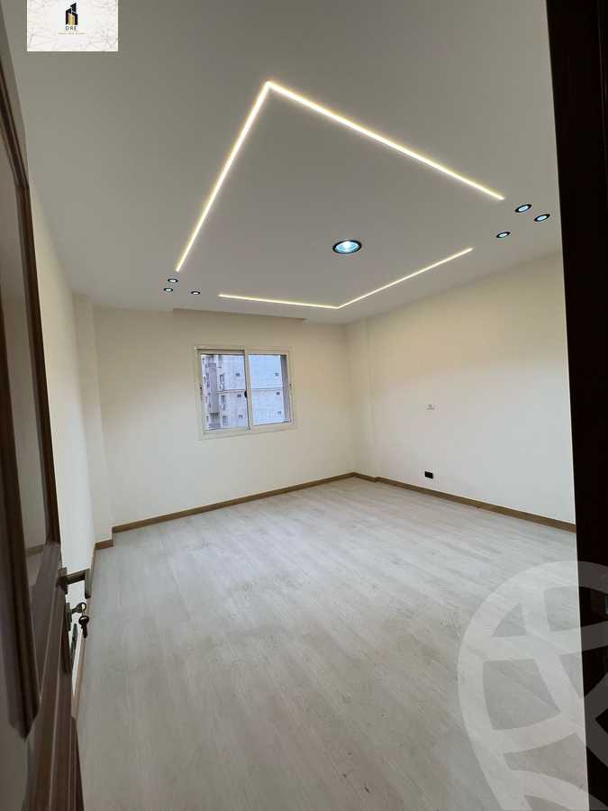 https://aqarmap.com.eg/ar/listing/5782243-for-sale-cairo-new-cairo-madinaty-sixth-zone-buildings-ragab-sons