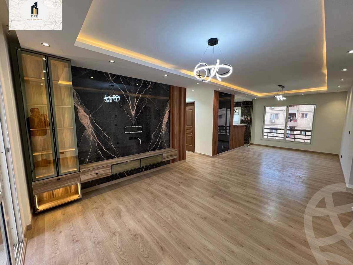 https://aqarmap.com.eg/ar/listing/5830768-for-sale-cairo-new-cairo-madinaty-sixth-zone-buildings-ragab-sons