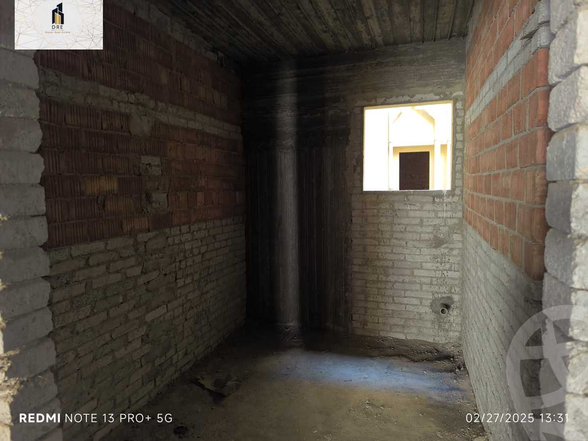 https://aqarmap.com.eg/en/listing/5853806-for-sale-cairo-el-shorouk-compounds-maadi-view