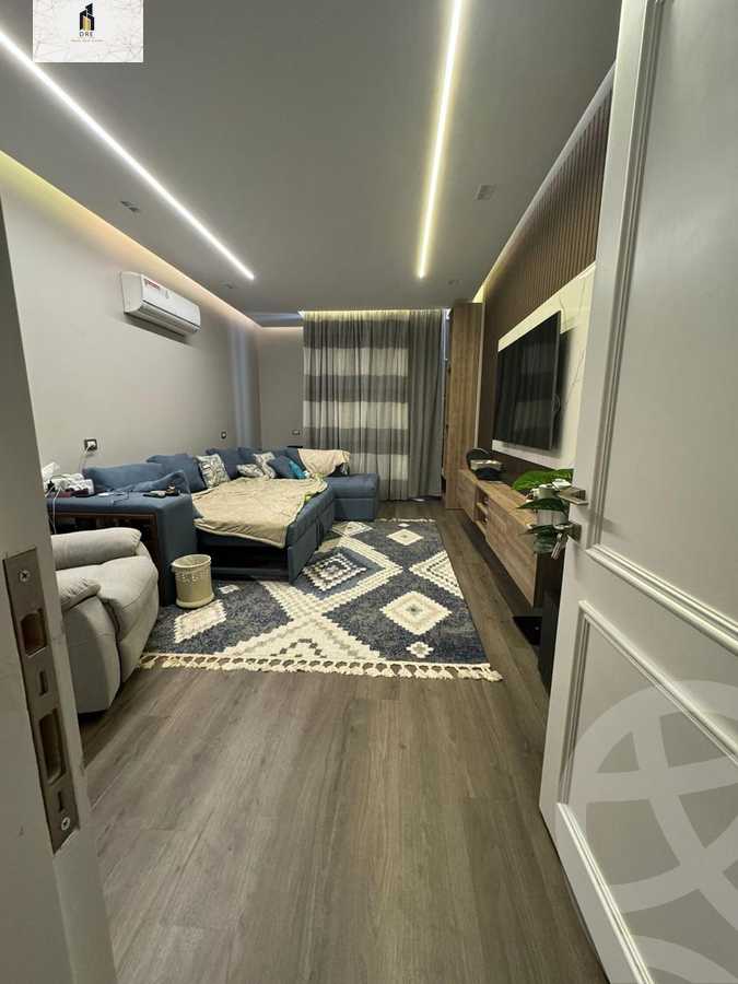 https://aqarmap.com.eg/en/listing/5853900-for-sale-cairo-el-shorouk-compounds-granda-life