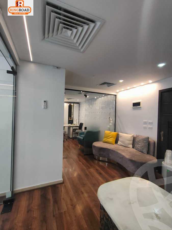 https://aqarmap.com.eg/ar/listing/3906875-for-rent-cairo-new-cairo-lqtmy-ljdyd