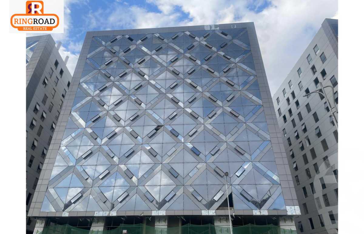 https://aqarmap.com.eg/ar/listing/5872299-for-sale-cairo-el-maadi-compounds-kmbwnd-wn-qtmyh-m-mr-lmrshdy