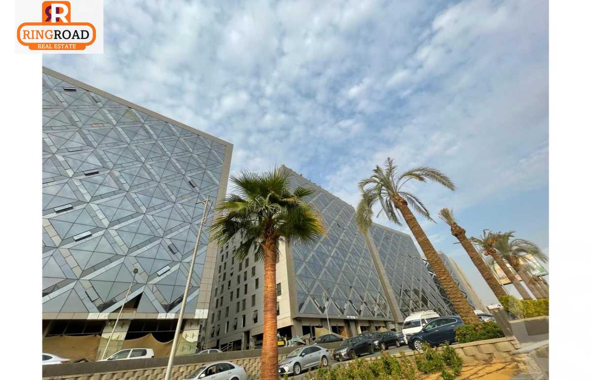 https://aqarmap.com.eg/ar/listing/5872299-for-sale-cairo-el-maadi-compounds-kmbwnd-wn-qtmyh-m-mr-lmrshdy