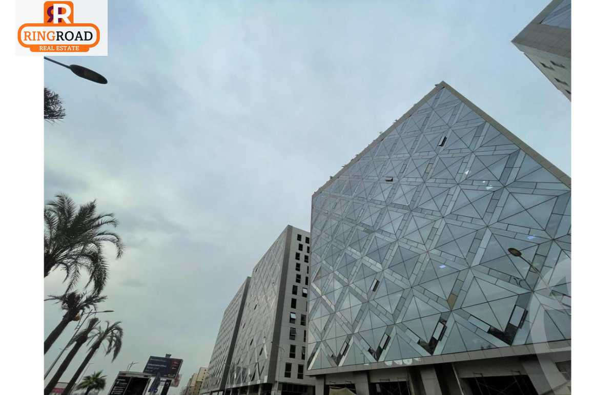 https://aqarmap.com.eg/ar/listing/5872779-for-sale-cairo-el-maadi-compounds-kmbwnd-wn-qtmyh-m-mr-lmrshdy