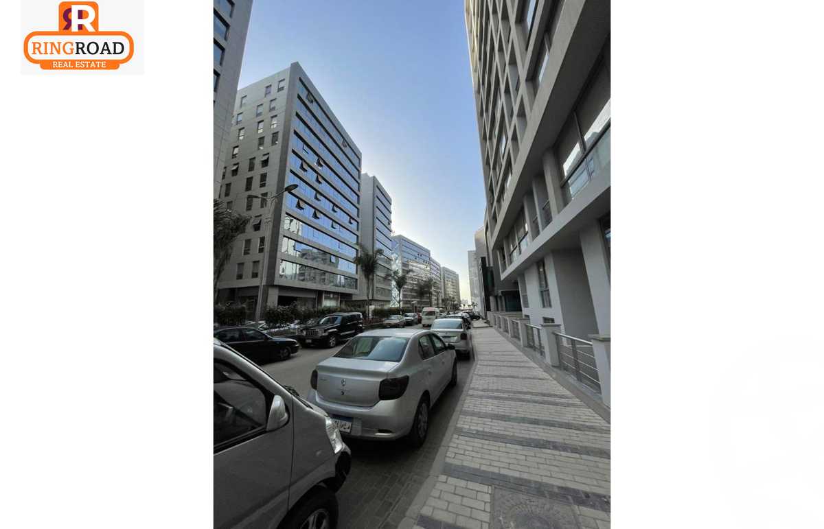 https://aqarmap.com.eg/ar/listing/5872779-for-sale-cairo-el-maadi-compounds-kmbwnd-wn-qtmyh-m-mr-lmrshdy