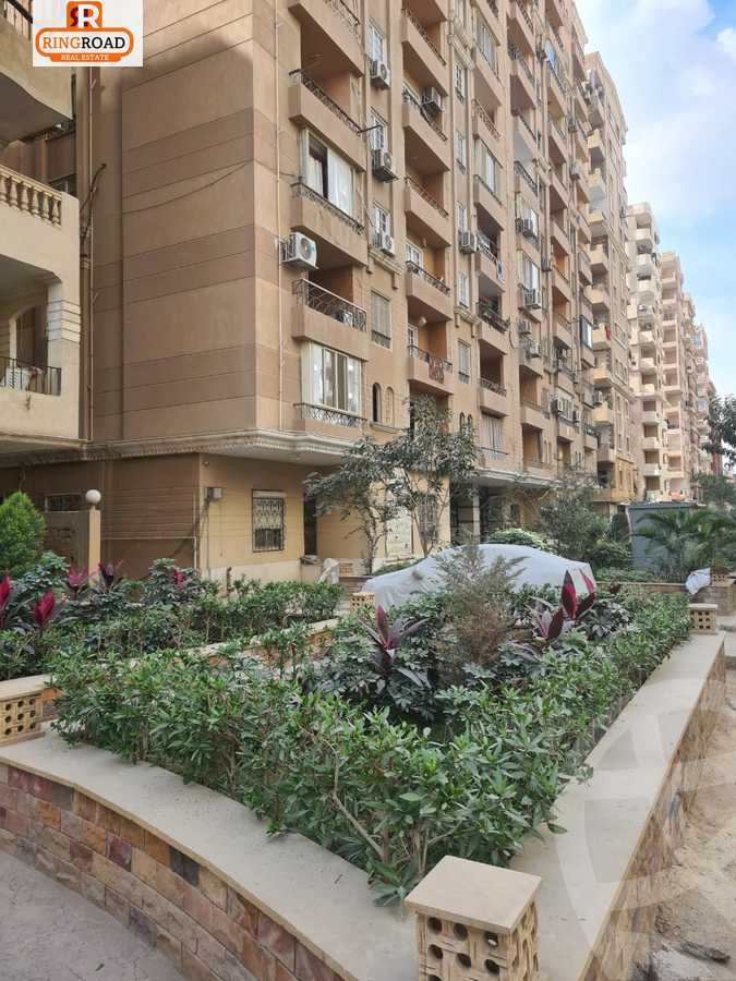 https://aqarmap.com.eg/ar/listing/5894687-for-sale-cairo-mokattam-el-hadabah-el-wosta-el-mantaqa-el-olaa-el-hadaba-al-wosta-road