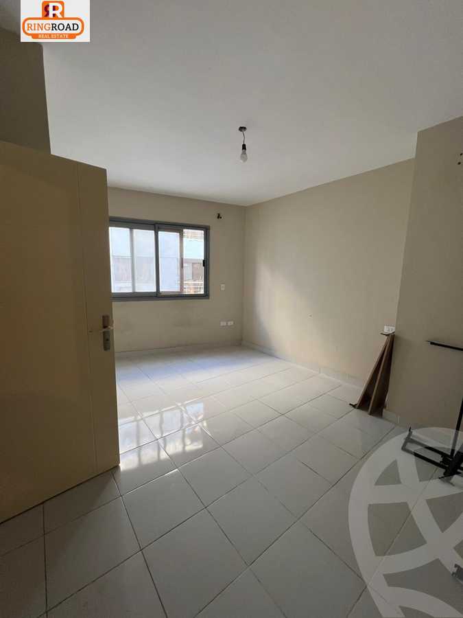 https://aqarmap.com.eg/ar/listing/6587976-for-sale-cairo-el-maadi-compounds-kmbwnd-wn-qtmyh-m-mr-lmrshdy