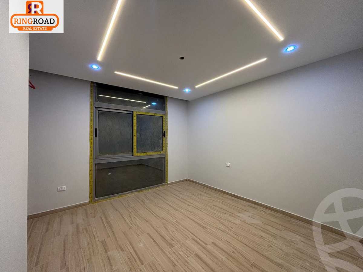 https://aqarmap.com.eg/ar/listing/6624228-for-sale-cairo-el-maadi-compounds-kmbwnd-wn-qtmyh-m-mr-lmrshdy