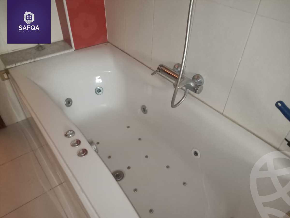 https://aqarmap.com.eg/ar/listing/3807248-for-sale-new-cairo-first-settlement-farid-el-atrash-st