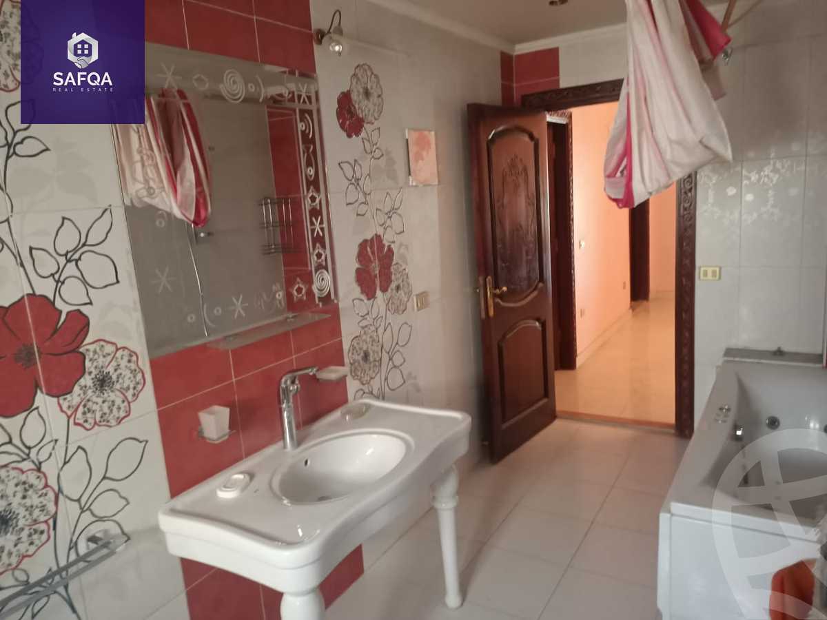 https://aqarmap.com.eg/ar/listing/3807248-for-sale-new-cairo-first-settlement-farid-el-atrash-st