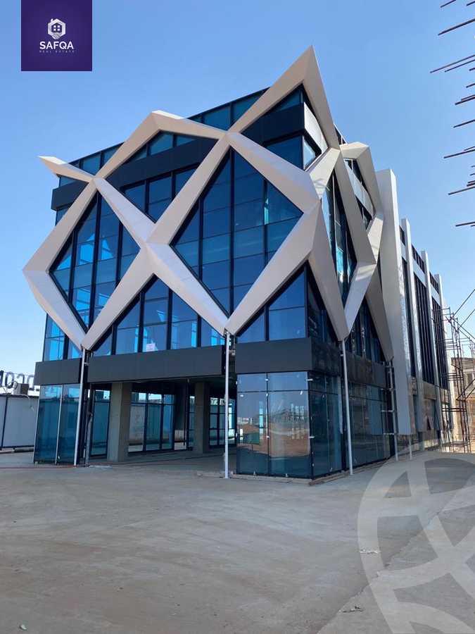 https://aqarmap.com.eg/ar/listing/3835789-for-sale-cairo-new-administrative-capital-mntq-lnhr-lkhdr