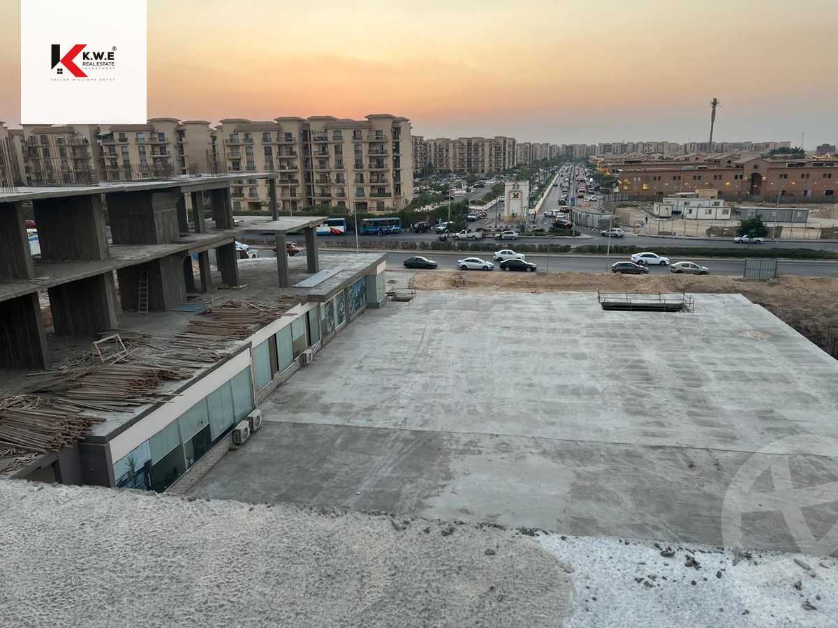 https://aqarmap.com.eg/ar/listing/5124103-for-sale-cairo-new-cairo-compounds-radium-mall-makeplace