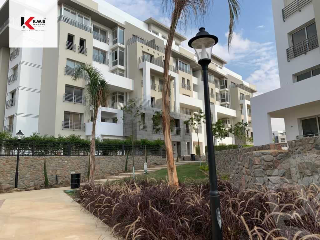 https://aqarmap.com.eg/en/listing/5607768-for-sale-cairo-new-cairo-compounds-hyde-park-parkway-hyde-park-compound