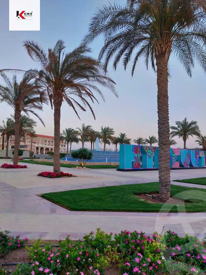 https://aqarmap.com.eg/en/listing/5607768-for-sale-cairo-new-cairo-compounds-hyde-park-parkway-hyde-park-compound