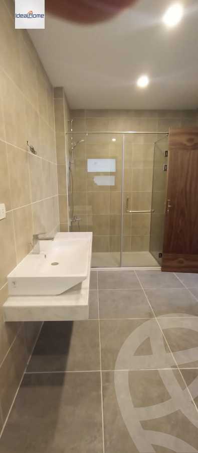 https://aqarmap.com.eg/ar/listing/3715669-for-rent-cairo-el-sheikh-zayed-city-compounds-kmbwnd-wyst-twn-swdyk
