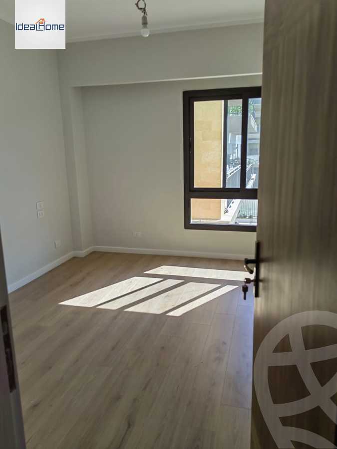 https://aqarmap.com.eg/ar/listing/3715669-for-rent-cairo-el-sheikh-zayed-city-compounds-kmbwnd-wyst-twn-swdyk