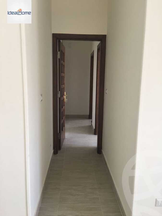https://aqarmap.com.eg/ar/listing/3729335-for-rent-cairo-el-sheikh-zayed-city-compounds-kmbwnd-wyst-twn-swdyk