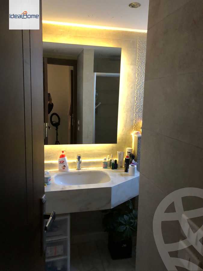 https://aqarmap.com.eg/ar/listing/3745832-for-rent-cairo-el-sheikh-zayed-city-compounds-kmbwnd-wyst-twn-swdyk