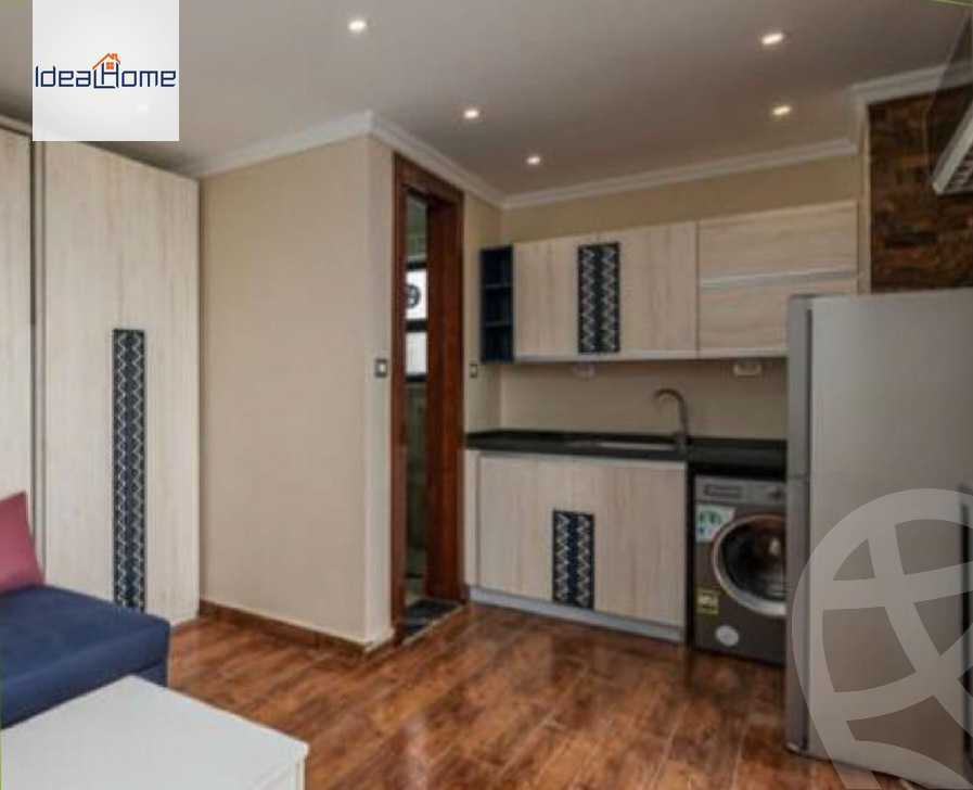https://aqarmap.com.eg/ar/listing/3858643-for-rent-cairo-el-sheikh-zayed-city-compounds-kmbwnd-wyst-twn-swdyk