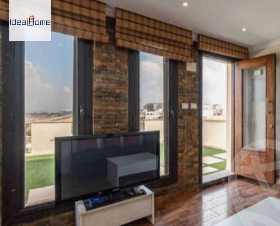 https://aqarmap.com.eg/ar/listing/3858643-for-rent-cairo-el-sheikh-zayed-city-compounds-kmbwnd-wyst-twn-swdyk
