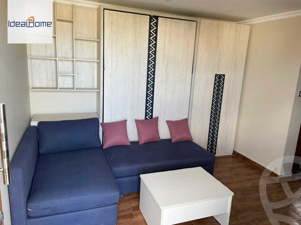 https://aqarmap.com.eg/ar/listing/3858643-for-rent-cairo-el-sheikh-zayed-city-compounds-kmbwnd-wyst-twn-swdyk