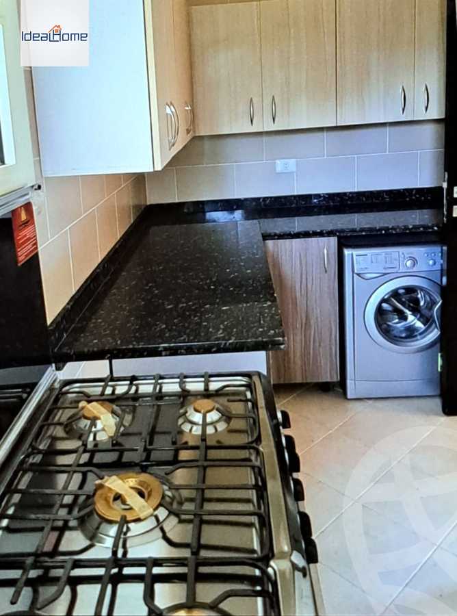 https://aqarmap.com.eg/ar/listing/3975768-for-rent-cairo-el-sheikh-zayed-city-compounds-dh-drys