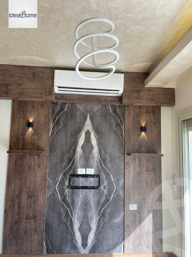 https://aqarmap.com.eg/ar/listing/3975768-for-rent-cairo-el-sheikh-zayed-city-compounds-dh-drys