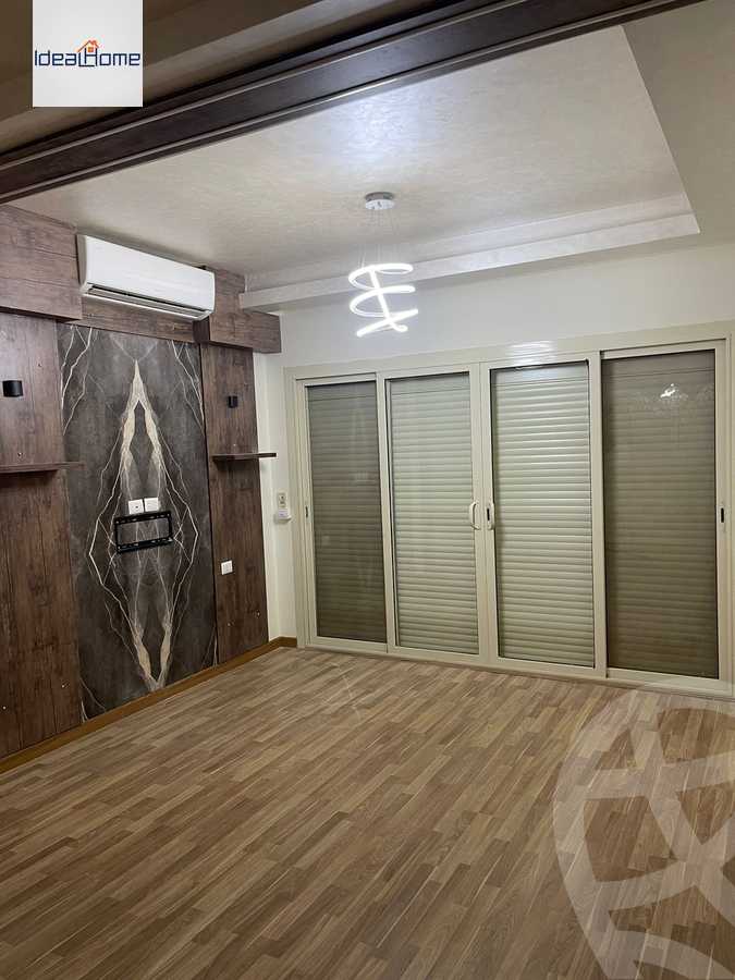 https://aqarmap.com.eg/ar/listing/3975768-for-rent-cairo-el-sheikh-zayed-city-compounds-dh-drys