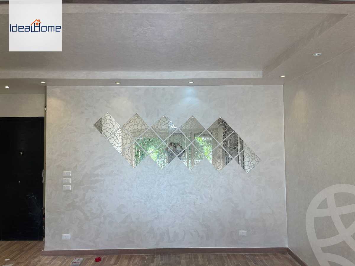 https://aqarmap.com.eg/ar/listing/3975768-for-rent-cairo-el-sheikh-zayed-city-compounds-dh-drys