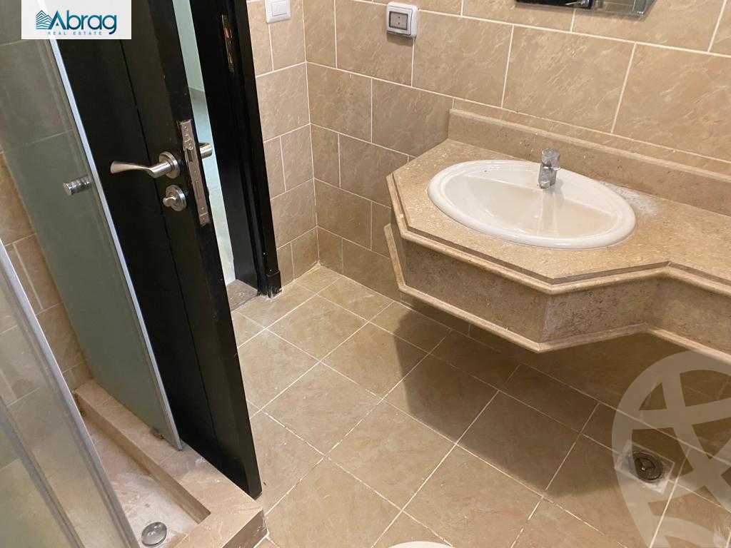 https://aqarmap.com.eg/ar/listing/3906178-for-rent-cairo-el-sheikh-zayed-city-compounds-dh-drys