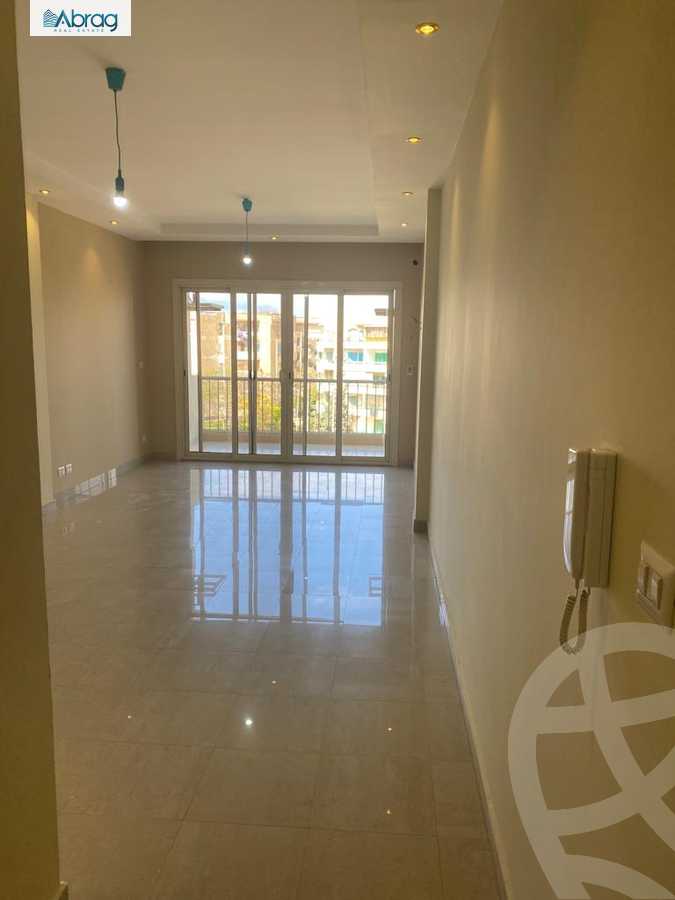 https://aqarmap.com.eg/ar/listing/3906178-for-rent-cairo-el-sheikh-zayed-city-compounds-dh-drys